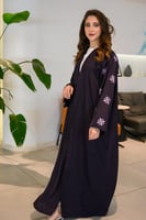 عبايه بنفسجي بتطريز أنيق على الاكمام