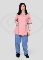 زي عملي يتمتع بتصميم أنيق ومرتب