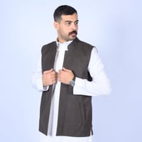 سديري Mدبل فيس مقلم بني غامق ببيج فاتح