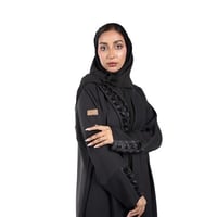 عباية رسمية كم مطرز أسود F