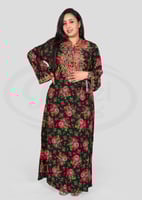 جلابية روز التراثية بنقشة الشال وتطريز صدر ملكي