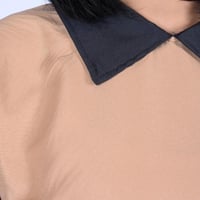 زي عاملات بتصميم مميز