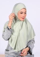 حجاب ملون للعاملات المنزلية