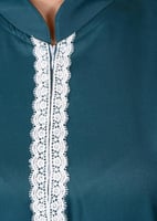 يونيفورم عاملات شتوي بياقة مرتفعه