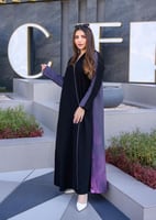 عباية شفق الصيف بخامة انترنت مع تفاصيل كريپ بنفسجي...