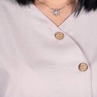 زي عاملات بتصميم مميز