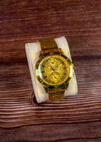 طقم رجالي مميز ذهبي يتكون من ساعة مع قلم وكبك ومسب...