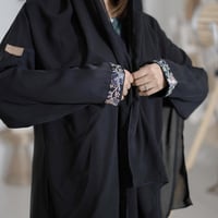 عباية كريب انترنت كلوش مطرزة زهور ملون على الكم و...