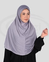 حجاب عاملة المنزل بالوان متعددة