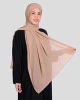 حجاب نسائي شيفون مثبت بقبعة بعدة الوان