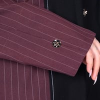 عباية أسود بتدخيلات قماش عنابي مخطط F