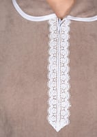 زي عاملات شتوي ساده بتطريز دانتيل