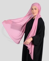 حجاب نسائي شيفون مثبت بقبعة بعدة الوان