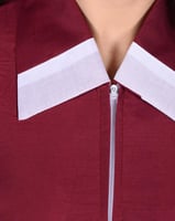 طقم زي عاملة منزلية عملي ومريح