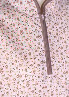 زي عاملات مشجر جامبو