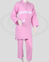 زي عامله للمنزل بلون الوردي