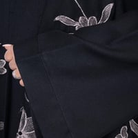 عباية نسائية سوداء بتطريز أنيق M