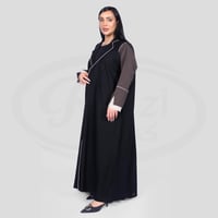 عباية لف رسمية اسود بتدخيلات بني مخطط