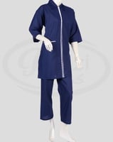 طقم زي عامله بلون الكحلي بسحاب