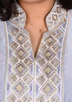 جلابية رمضانية فاخرة بتطريز هندسي