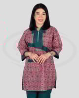 زي عاملة مريح وعملي