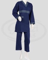 يونيفورم كحلي بأكمام طويله