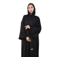 عباية سوداء كلوش خامة انترنت بكم واسع مطرز بالاسود...