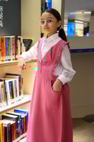 طقم زي مدرسي وردي أبتدائي مع قميص