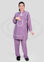 زيّ عاملات شتوي مخطط مع مريله