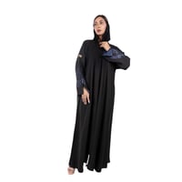 عباية كلوش كريب انترنت بكم مفتوح مطرز ومبطن بالكحل...