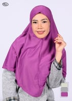 حجاب ملون للعاملات المنزلية