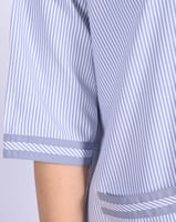 زي عاملة مقلم بأكمام متوسطه