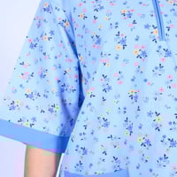 طقم عاملات منزلية مع قبعة