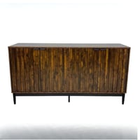 بوفيه خشبي بتصميم ريفي