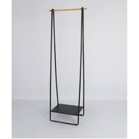 علاقة ملابس مدخل