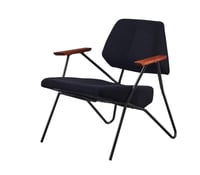 كرسي مفرد بتصميم ايطالي