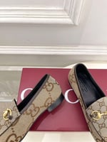 gucci shose