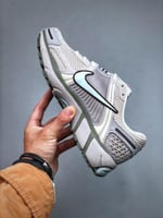 Nike zoom vomero 5