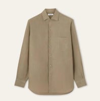 قميص لينن لورو بيانا رجالي بأزرار لون بني فاتح