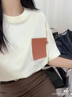 Loewe/Loewe embossed logo leather pocket short-sle...