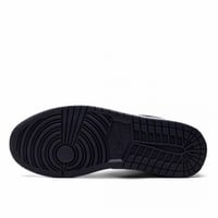 Air Jordan 1 Mid purple