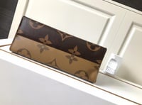 Louis Vuitton OnTheGo MM tote bag