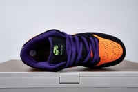 Nike SB Dunk Low Night of Mischief Halloween