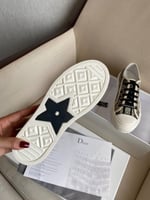 Dior walk’n’dior