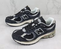 New Balance 2002R Black Grey