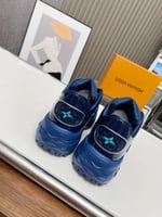 LV Discovery lace up