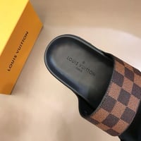 louis vuitton slippers