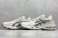 Asics Gel-Kayano 14