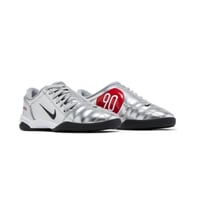 Nike 90