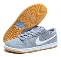 Nike SB Dunk Low Grey Gum